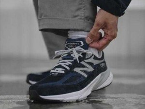 New Balance 990v6 美版和亚洲版区别终于不再限制，脚感升级，更适合日常穿着